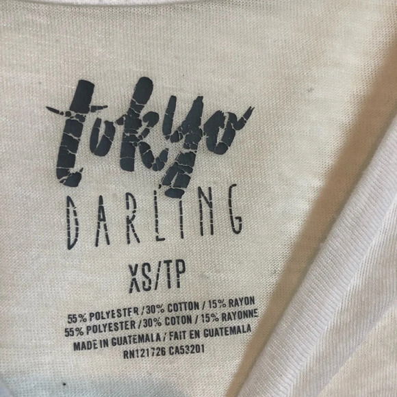 Tokyo Darling Aeropostale Vampire White T-shirt - Picture 2 of 4
